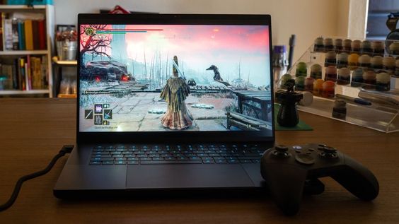 razer blade 16 2023 vs zephyrus g16 2024